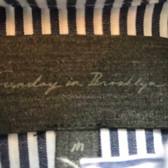 🌸Anthropologie Sunday in Brooklyn Top- Medium - Picture 5 of 7